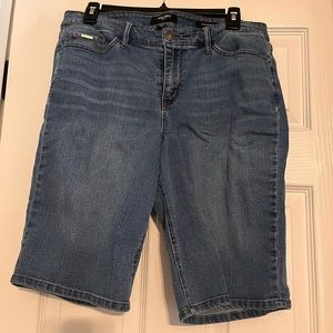 Womens Nine West Bermuda shorts